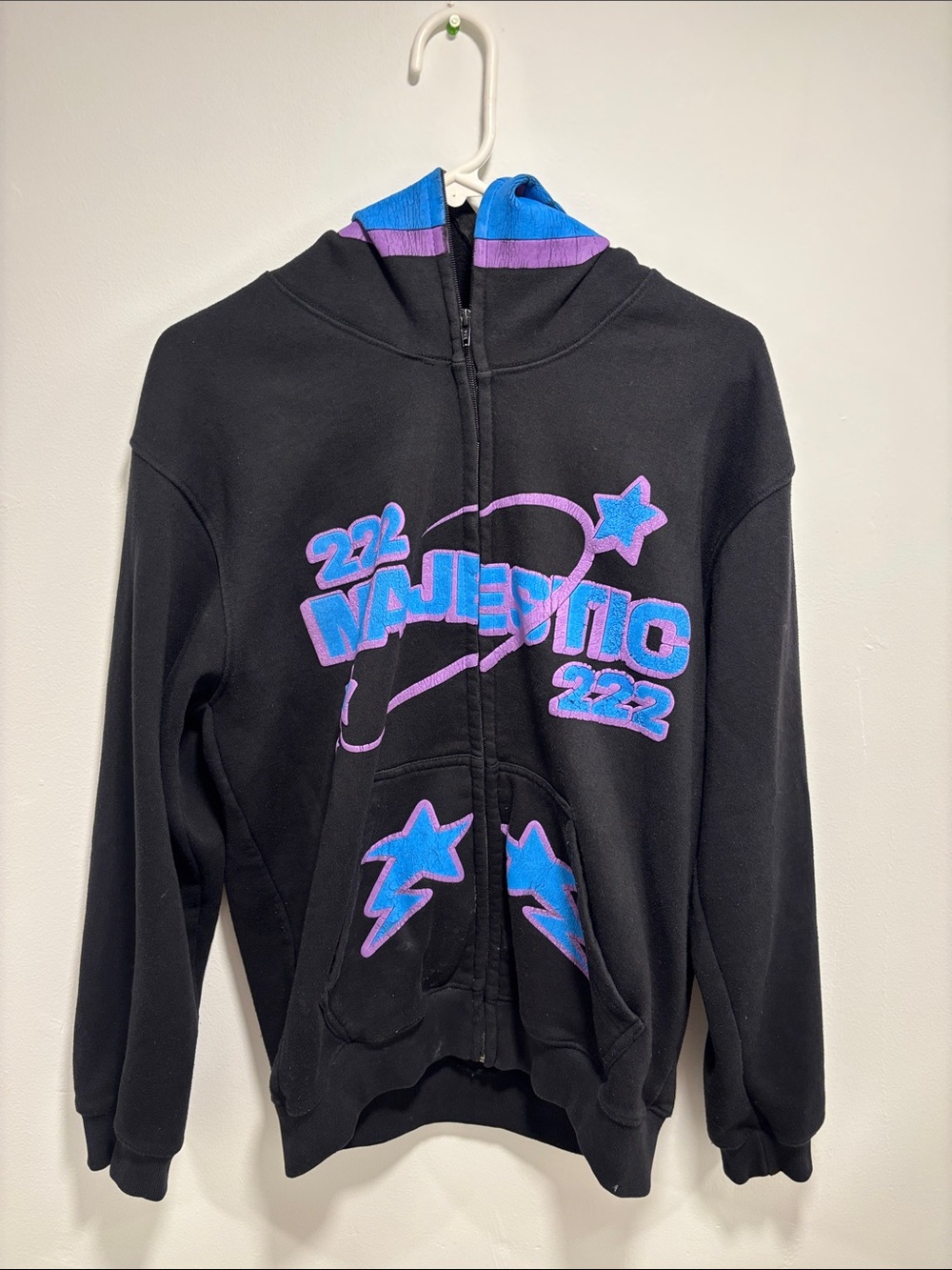 Majestic Black Zip Hoodie with Purple & Blue Graphics XL
